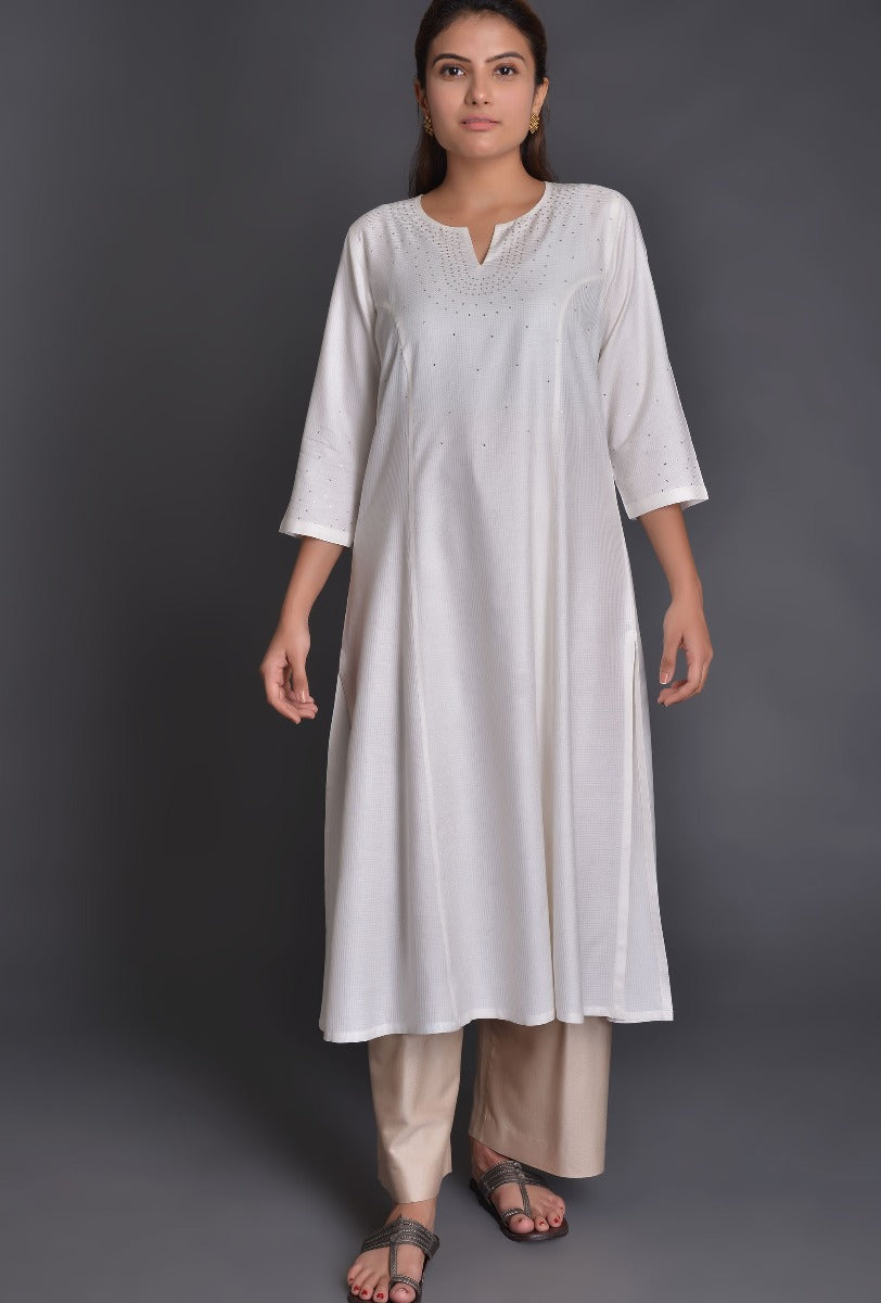 Offwhite Silk Kurta with Mookesh