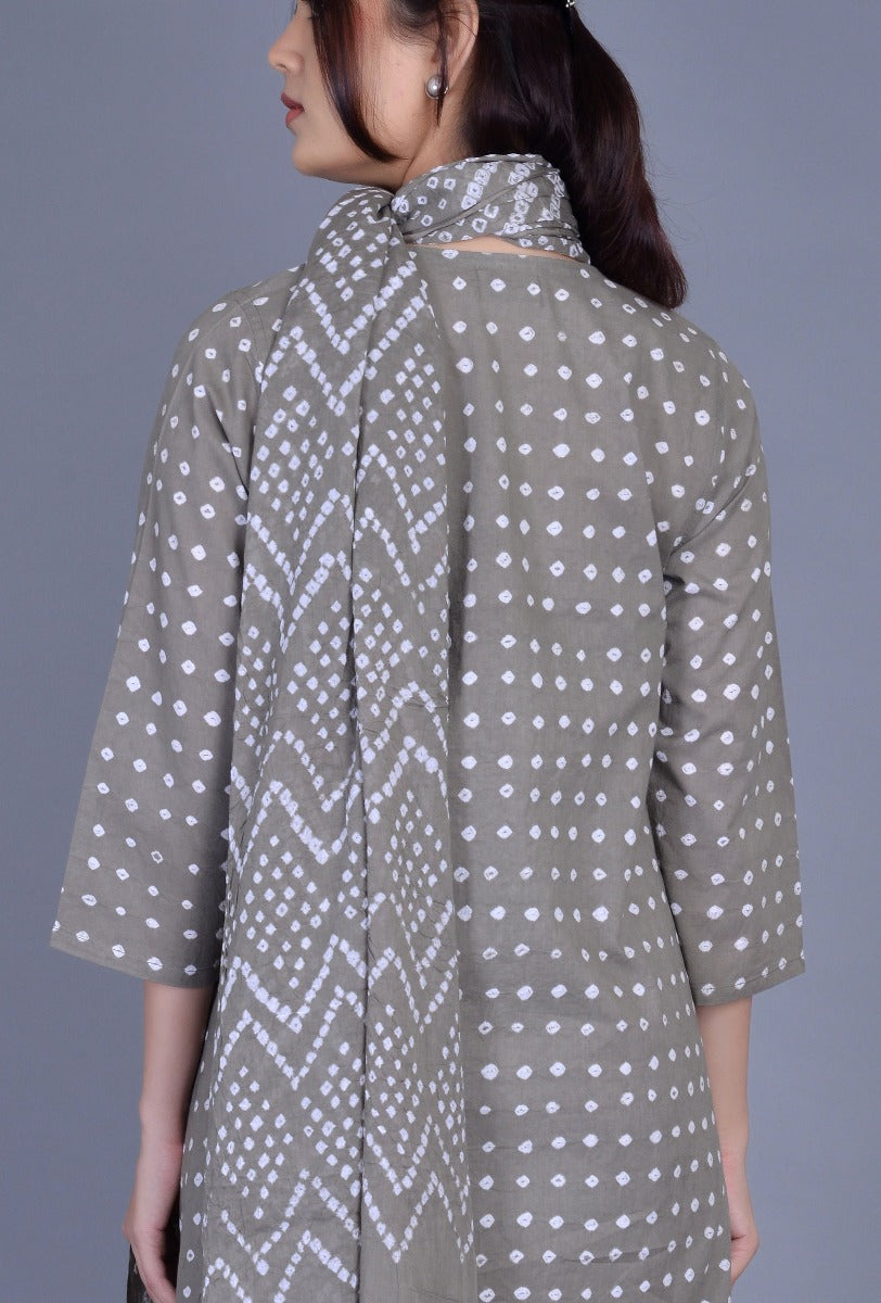 Cotton Bandhani Flower Applique Ensemble