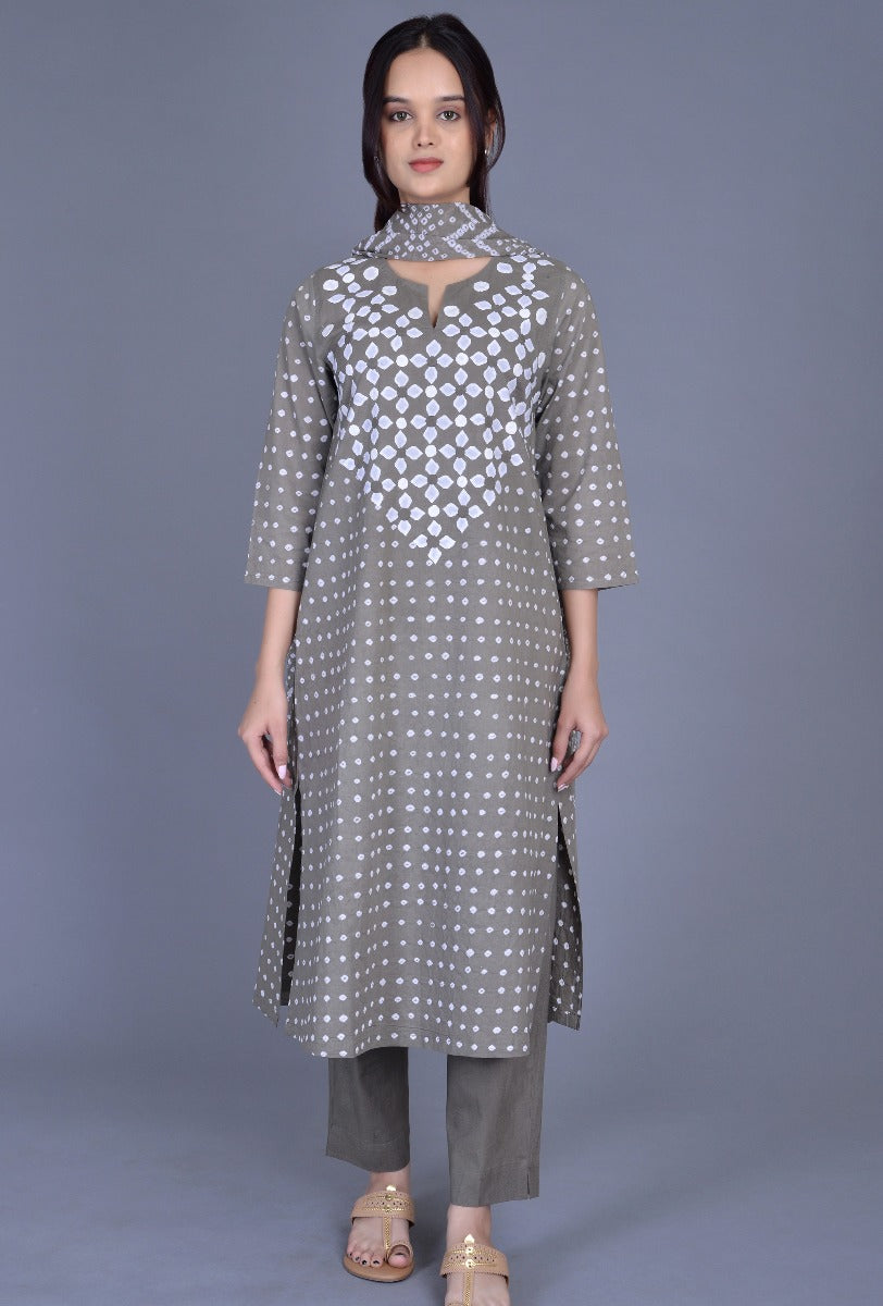 Cotton Bandhani Flower Applique Ensemble