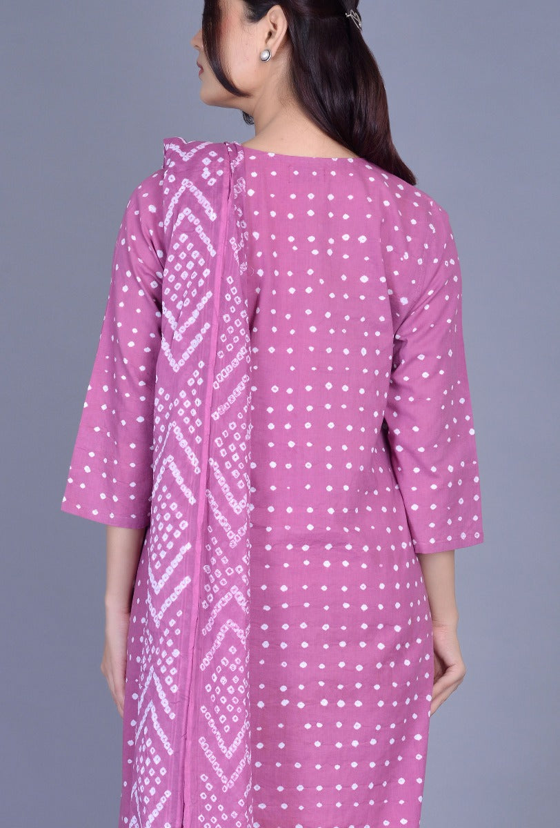 Pink Cotton Bandhani Flower Applique Ensemble