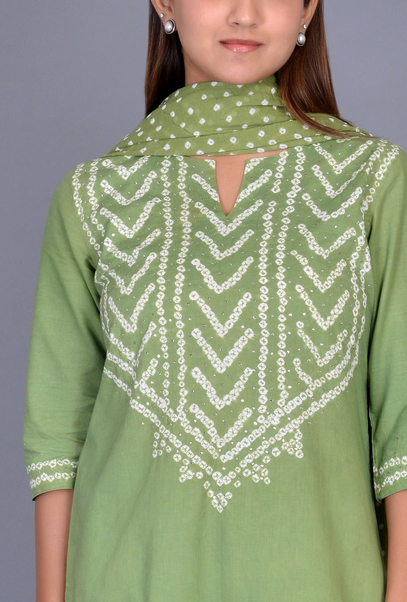 Green Cotton Bandhani Yoke Ensemble