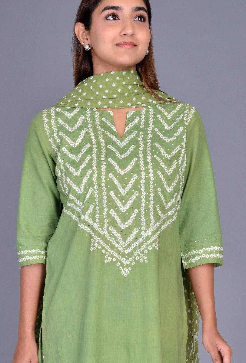 Green Cotton Bandhani Yoke Ensemble