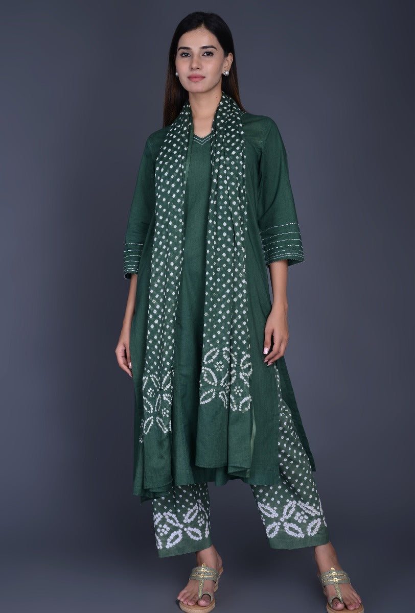 Green Cotton Bandhani Ensemble with Embroidery