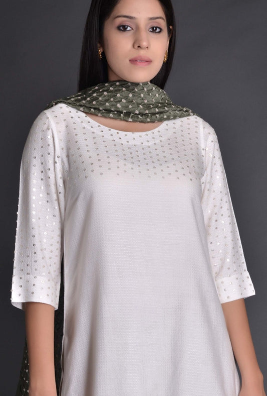 Offwhite Silk Kurta with Tikki