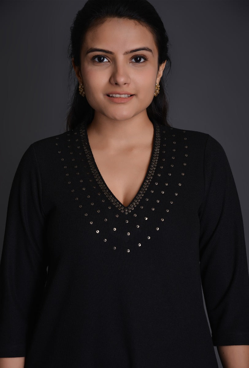 Black Knit Raised Neck Tunic-Pants ensemble