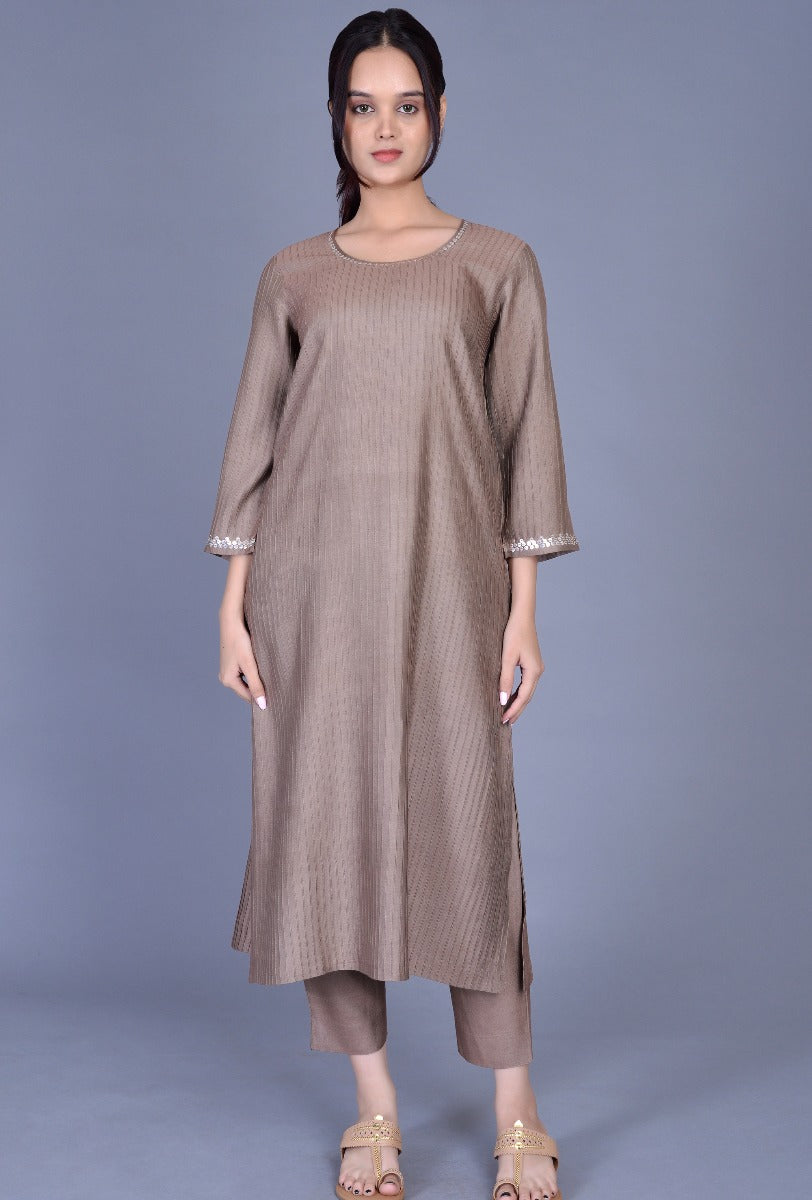 Round Neck Cotton Silk Pintucks Ensemble