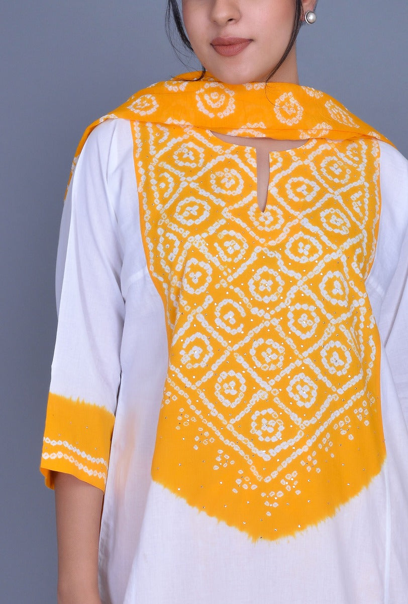 Safeeda Bandhani Ensemble