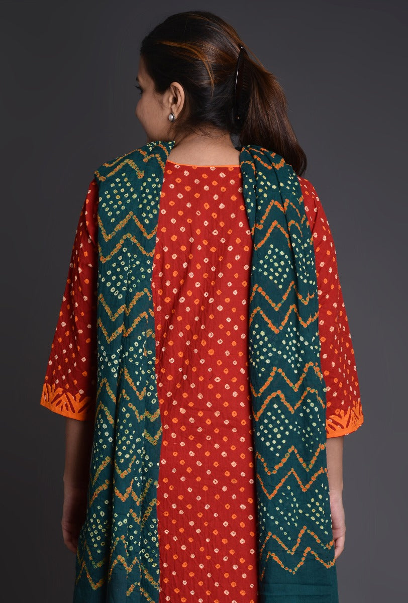 Cotton Bandhani Sleeve Applique Ensemble