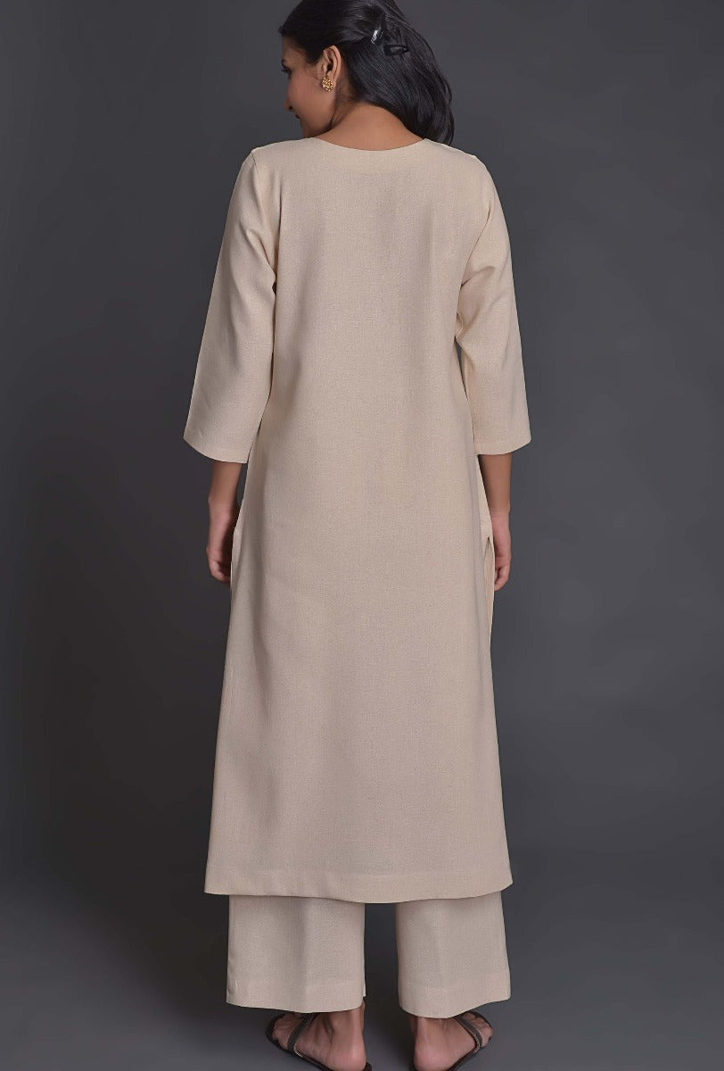 Off-white Gicha Silk ensemble