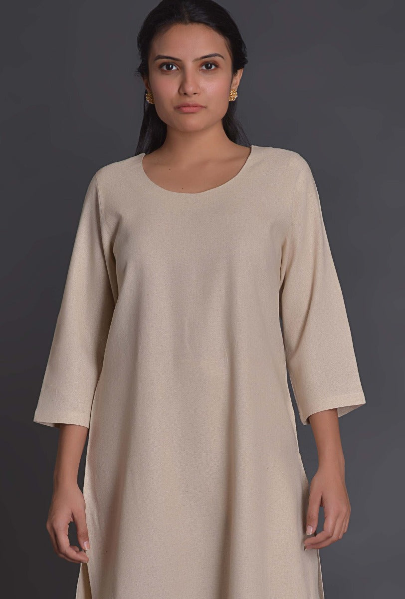 Off-white Gicha Silk ensemble