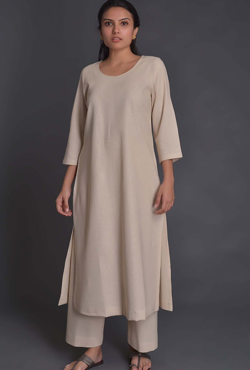 Off-white Gicha Silk ensemble