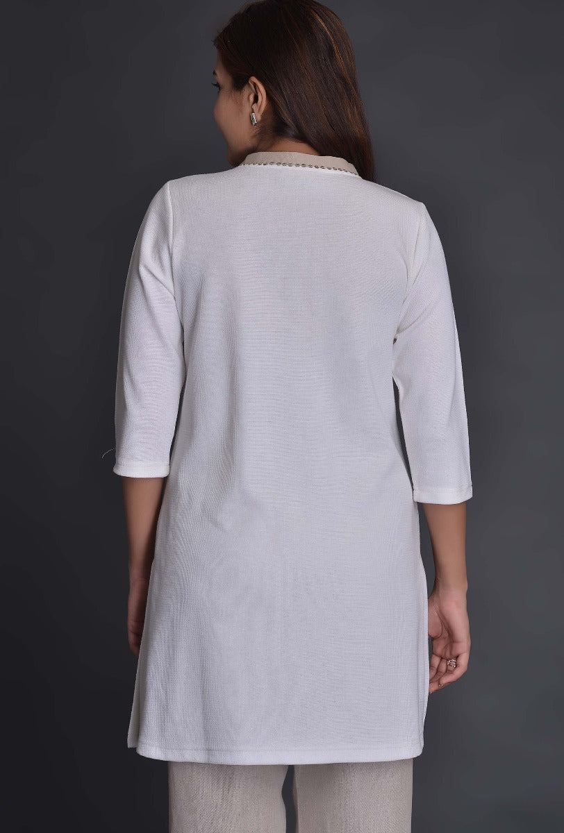 Offwhite Knit Contrast Collar Kurti with One Line Tikki