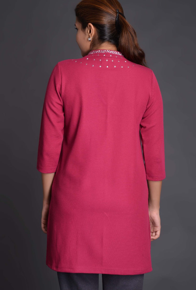 Knit Raised V Neck Kurti with 5 Line Tikki