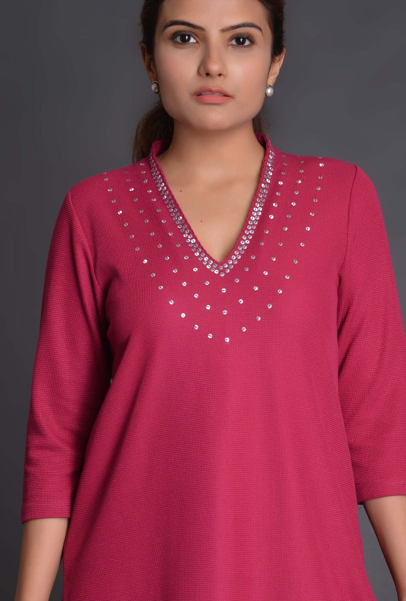 Knit Raised V Neck Kurti with 5 Line Tikki