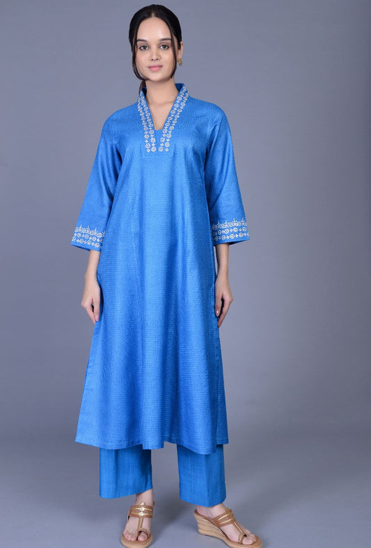 Blue Self-textured Silk Ensemble
