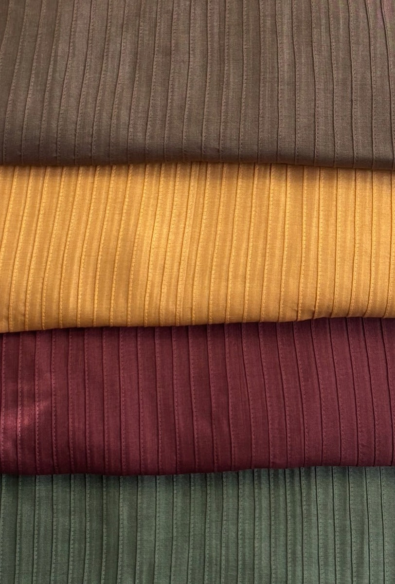 Round Neck Cotton Silk Pintucks Ensemble