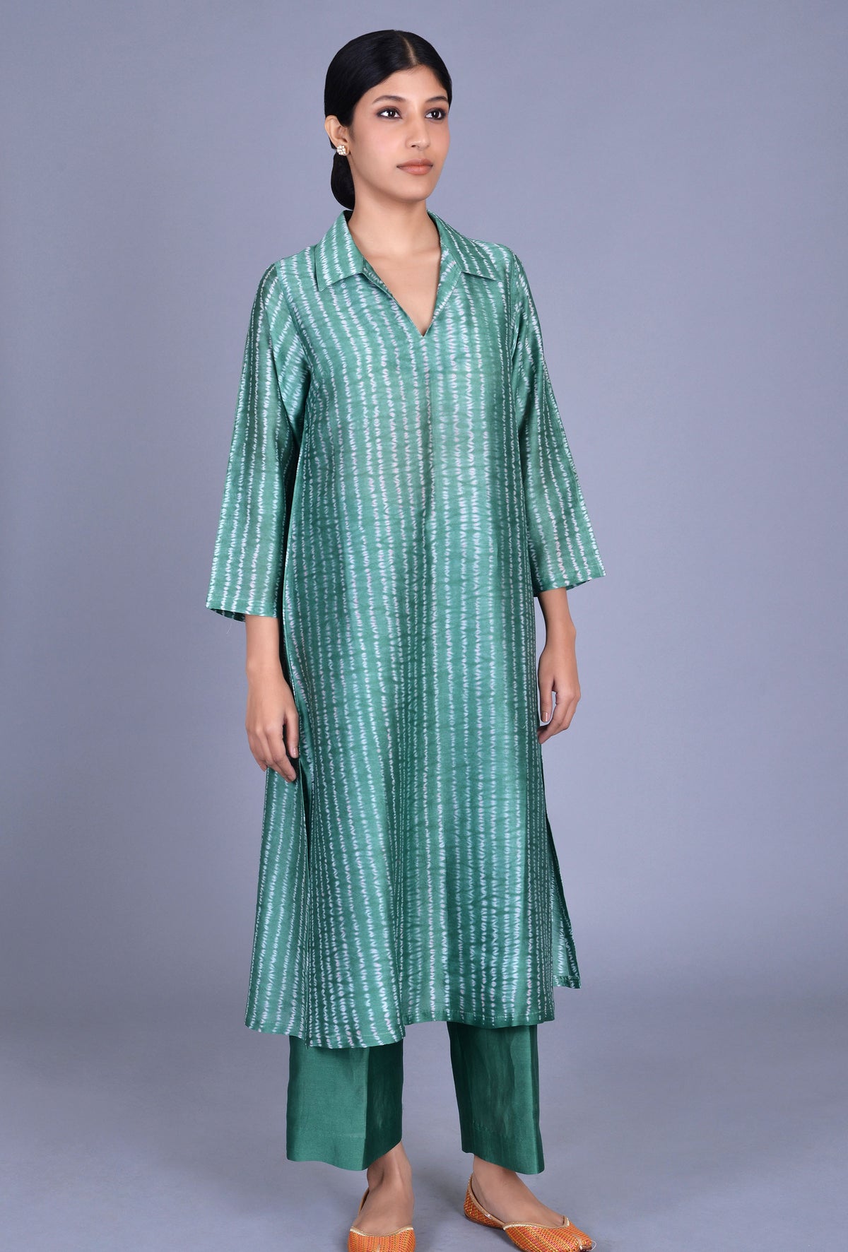 Chanderi Silk Collared Ensemble